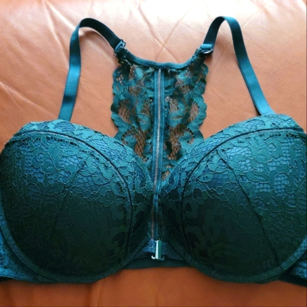 Very Sexy Lacy Push up Bra, Victoria's Secret 40C